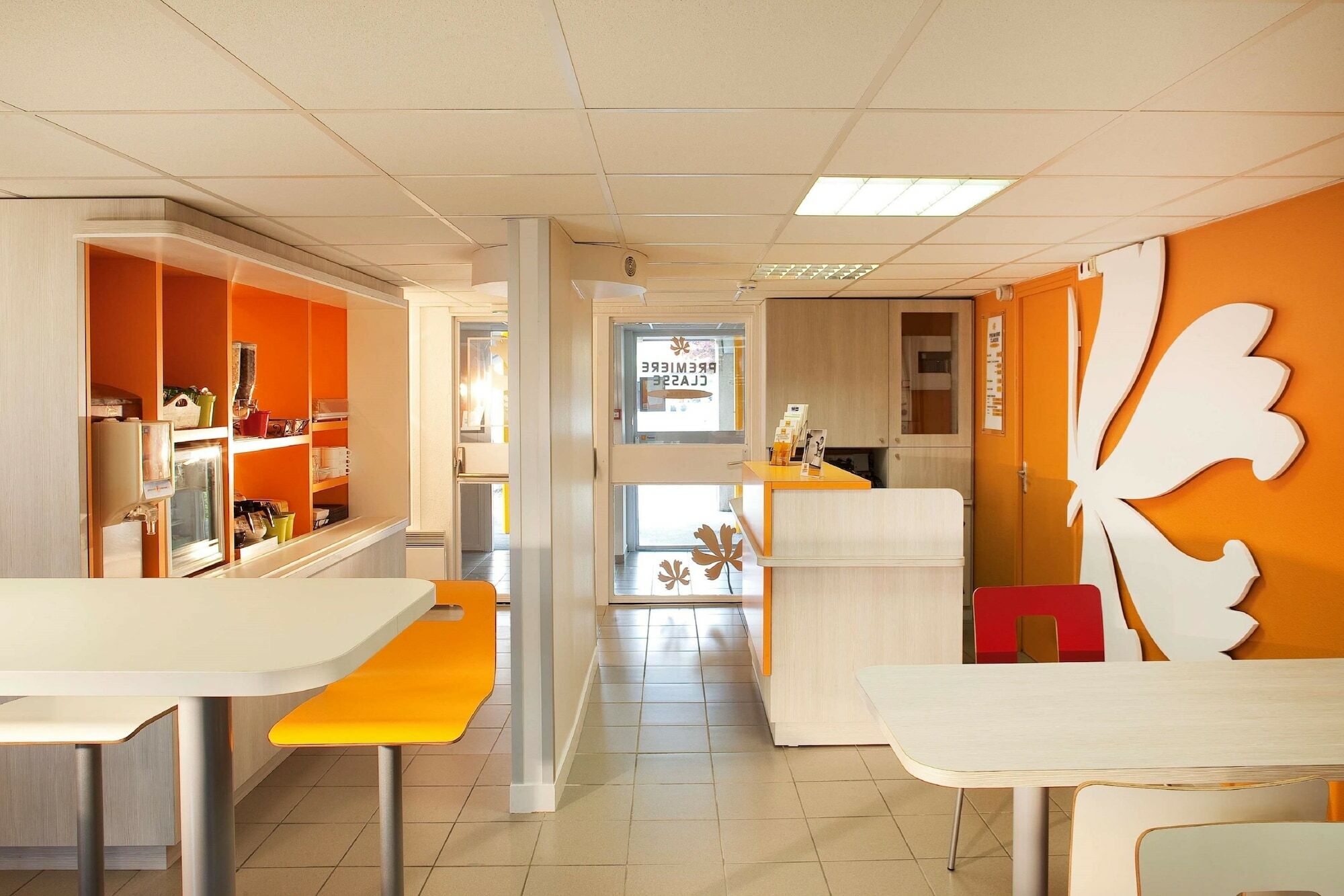 Premiere Classe Valenciennes Ouest Petite Foret Petite Forêt Exterior foto